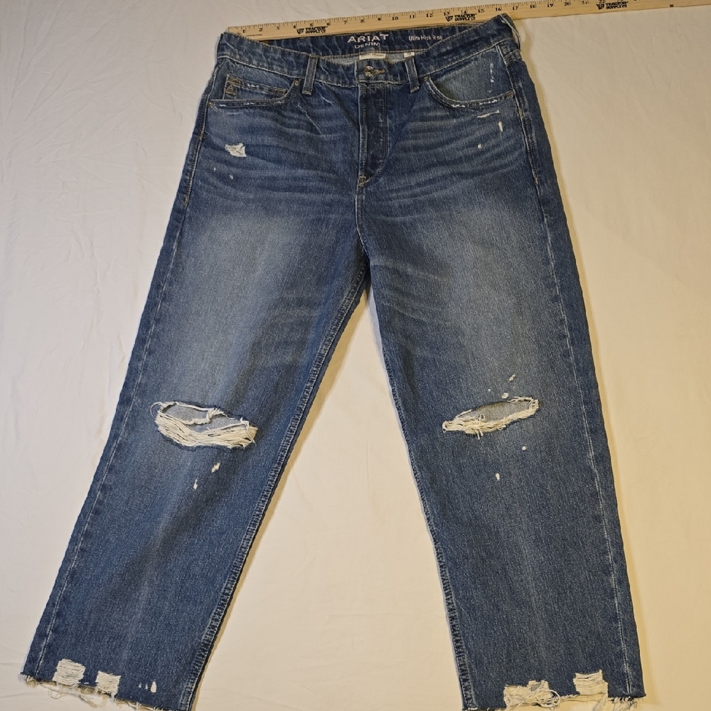 Ariat Denim Tomboy straight‎ ultra high Rise Size 31R